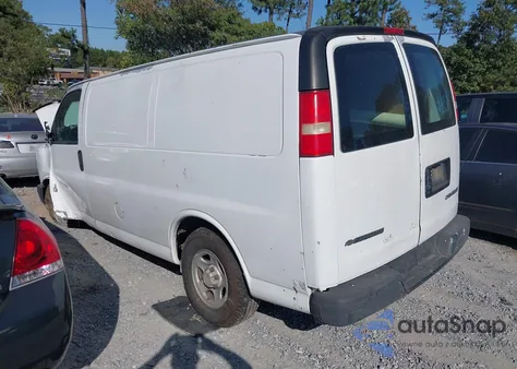 2006 Chevrolet Express Work Van z USA, uszkodzony, nr VIN 1GCFG15X061124161